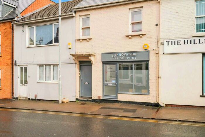 Studio To Rent In Victoria Road, Swindon, SN1