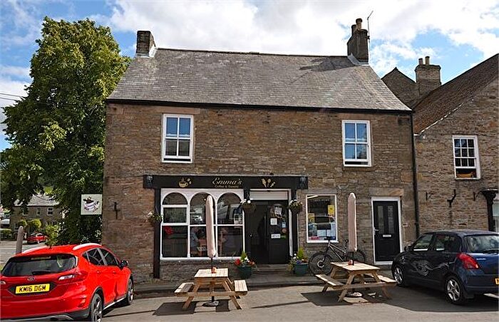 3 Bedroom Town House For Sale In Market Square, Allendale, NE47