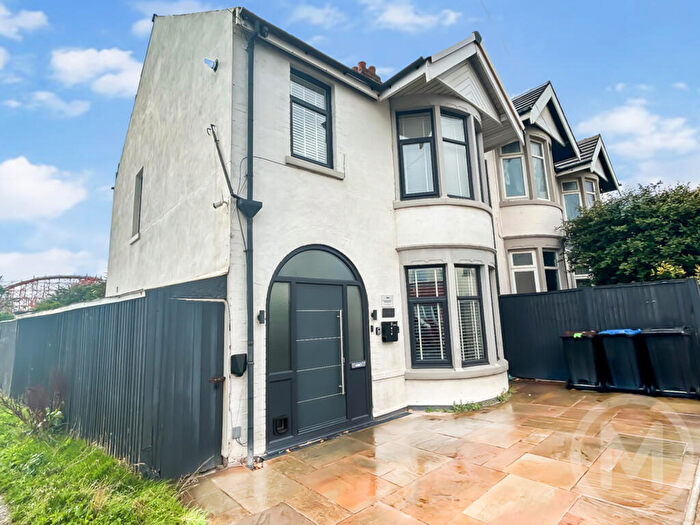 3 Bedroom Semi Detached House For Sale In The Crescent, South Shore, Blackpool, FY4
