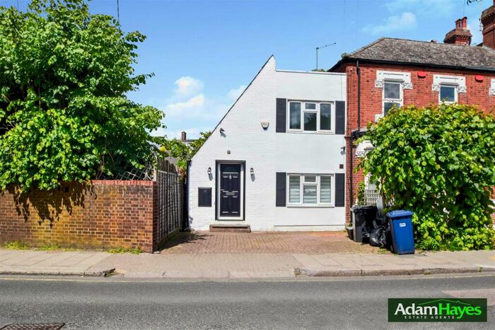 3 Bedroom End Of Terrace House To Rent In East End Road, East Finchley, N2