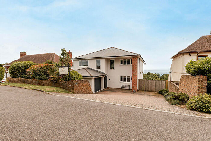 4 Bedroom Detached House For Sale In Salisbury Road, St. Margarets Bay, Dover, CT15