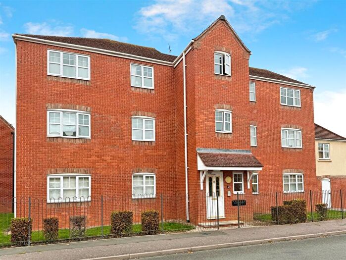 2 Bedroom Apartment For Sale In St. Peters Way, Stratford-Upon-Avon, CV37
