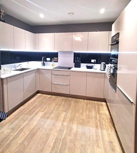 3 Bedroom Flat To Rent In Garda House, Cable Walk, Enderby Wharf, London, SE10