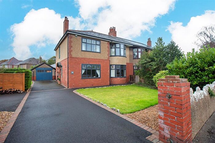 4 Bedroom Semi-Detached House For Sale In Bare Lane, Morecambe, LA4