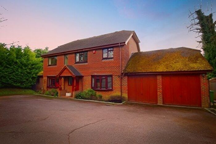 5 Bedroom Property To Rent In Stoke Road, Cobham, KT11