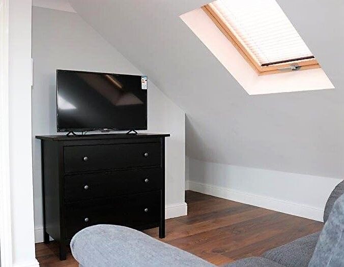 Studio To Rent In Icknield Drive, Gants Hill Ilford, IG2