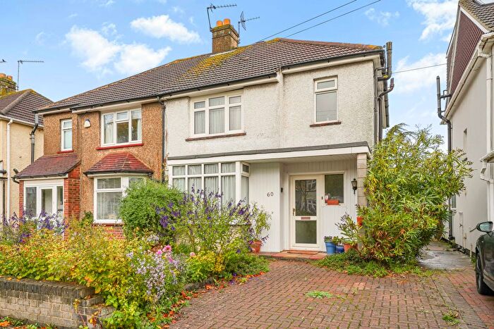 3 Bedroom Semi Detached House For Sale In Hamilton Avenue, Surbiton, KT6