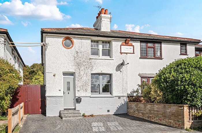 2 Bedroom Semi-Detached House For Sale In Rabbits Farm Cottages, Rabbits Road, South Darenth, Dartford, DA4