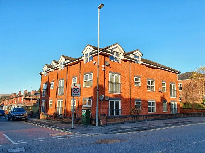 2 Bedroom Flat To Rent In Barley Hall Street, Heywood, OL10