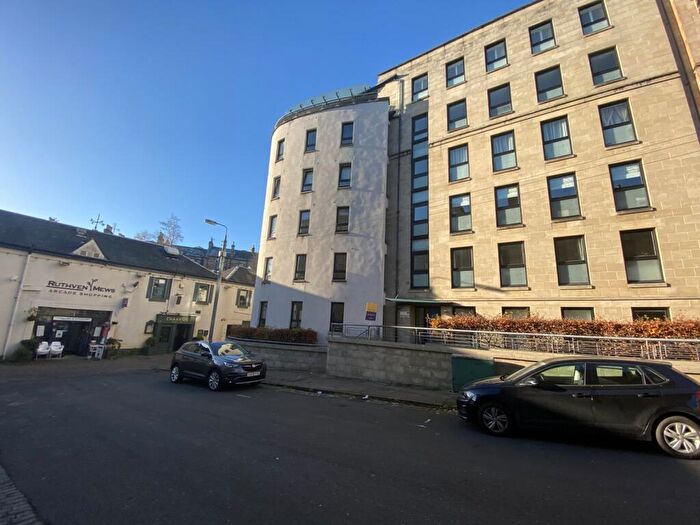 3 Bedroom Flat To Rent In Saltoun Street, Glasgow, G12