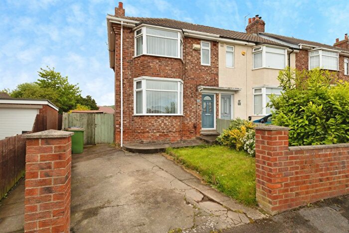 3 Bedroom End Of Terrace House For Sale In The Hall Close, Ormesby, Middlesbrough, TS7