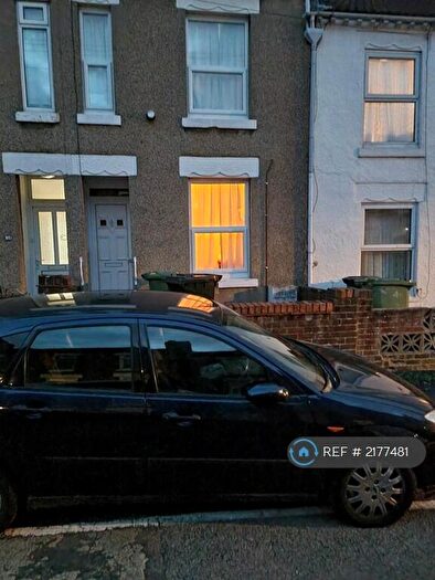 3 Bedroom Terraced House To Rent In Poplar Street, Wellingborough, NN8