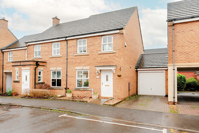 2 Bedroom End Of Terrace House For Sale In Lancelot Road, Stoke Park, Bristol, BS16