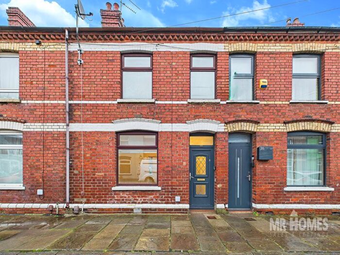 3 Bedroom Terraced House For Sale In Tynant Street, Grangetown, Cardiff, CF11