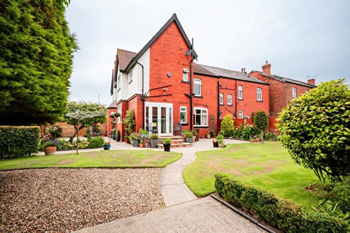 4 Bedroom Detached House For Sale In Norwood Avenue, Southport, PR9