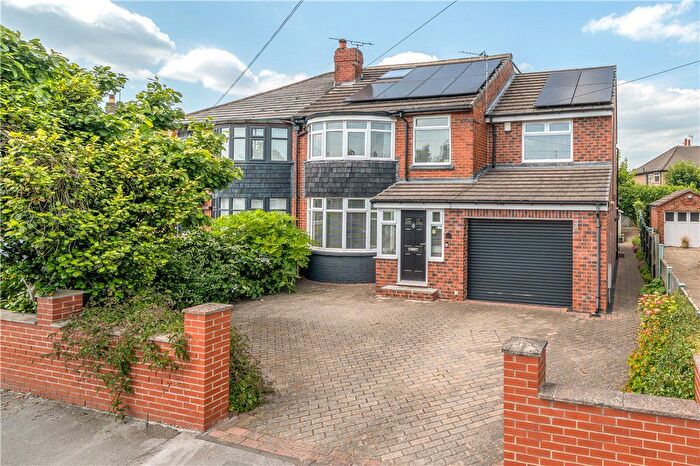 4 Bedroom Semi-Detached House For Sale In Whitkirk Lane, Austhorpe, Leeds, LS15