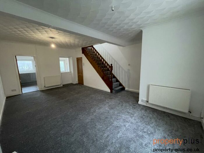 3 Bedroom Terraced House To Rent In Kenry Street, Tonypandy - Tonypandy, CF40