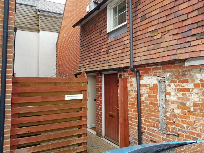 1 Bedroom Maisonette To Rent In Oddfellows Road, Newbury, RG14