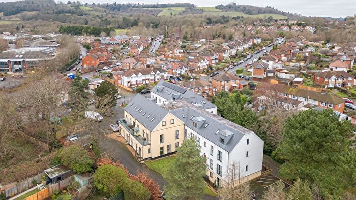 1 Bedroom Flat For Sale In Chalkpit Lane, Dorking, RH4
