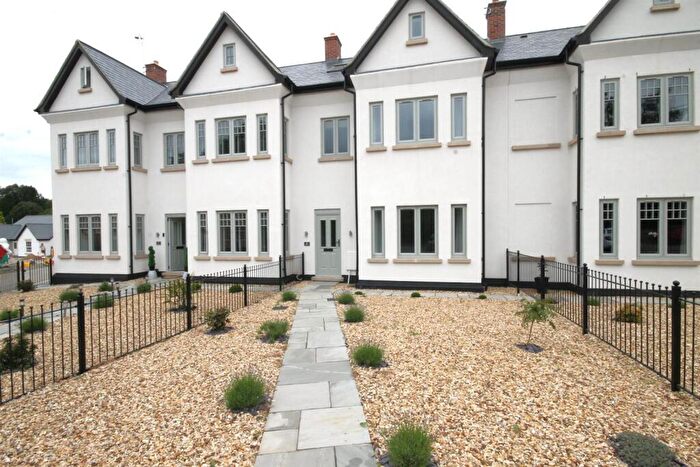 4 Bedroom Town House To Rent In Berrington Court, Whitwick, Leicestershire, LE67
