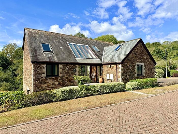 4 Bedroom Detached House For Sale In Plympton, Plymouth, PL7