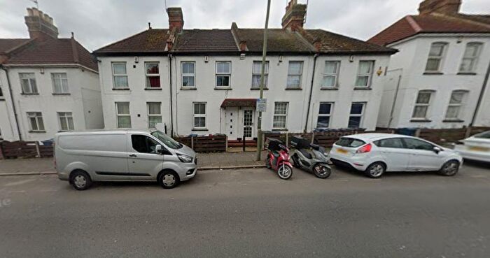 3 Bedroom Terraced House To Rent In Burnt Oak Broadway, Edgware, HA8