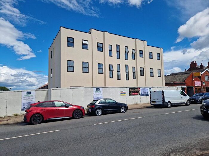 2 Bedroom Apartment To Rent In Scrooby Road, Bircotes, Doncaster, DN11