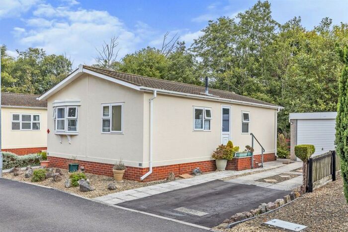 2 Bedroom Park Home For Sale In Elm Tree Park, Portbury, Bristol, BS20
