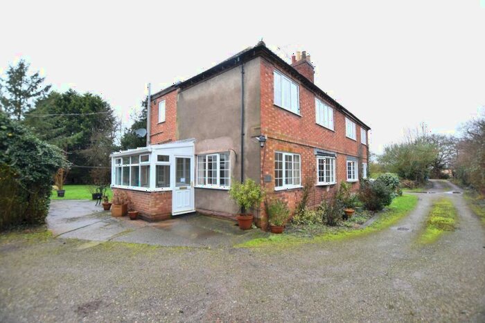 3 Bedroom Semi-Detached House For Sale In , Trent View Cottages, High Marnham, Newark, Nottinghamshire, NG23