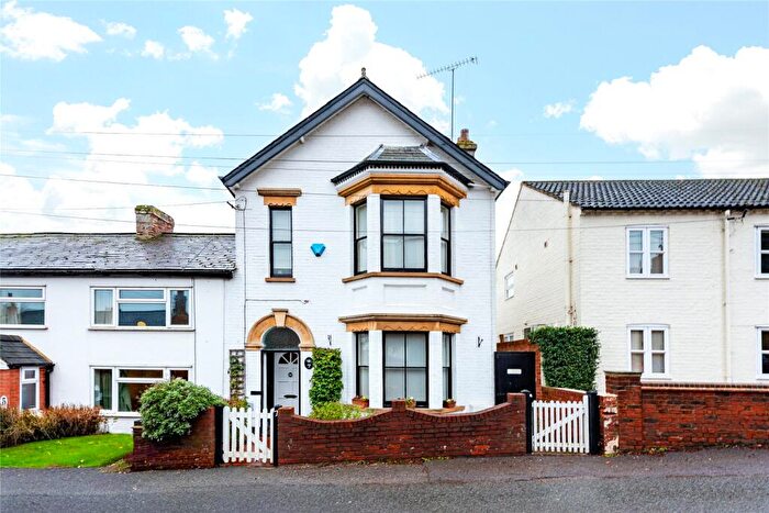 4 Bedroom Semi-Detached House For Sale In Church Road, Aspley Heath, Woburn Sands, Bedfordshire, MK17