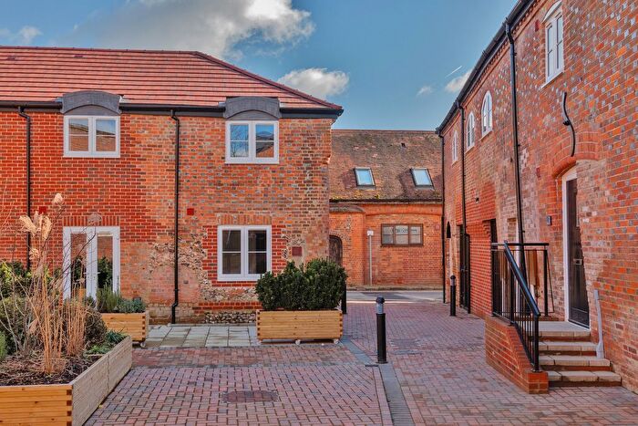 1 Bedroom Flat For Sale In Brewhouse Yard, Wallingford, OX10