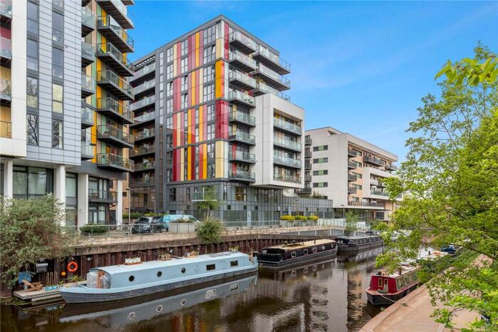 3 Bedroom Property To Rent In Emerald Apartments, Homerton Road, London, E9