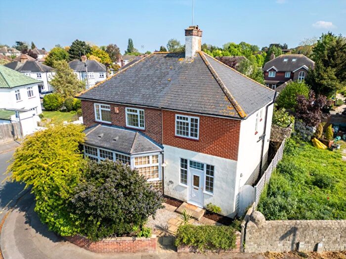 5 Bedroom Detached House For Sale In Milton Avenue, Gravesend, Kent, DA12