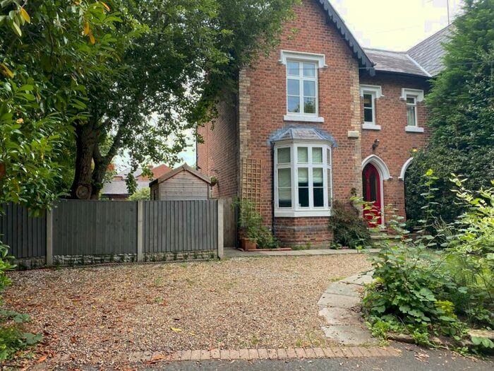 4 Bedroom Semi-Detached House To Rent In Upton Park, Chester, CH2