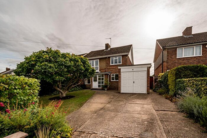 3 Bedroom Detached House For Sale In Shelley Road, High Wycombe, HP11