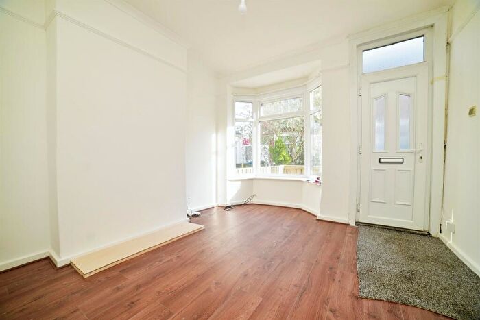 2 Bedroom Terraced House For Sale In Woodbine Villas, Reynoldson Street, Hull, HU5