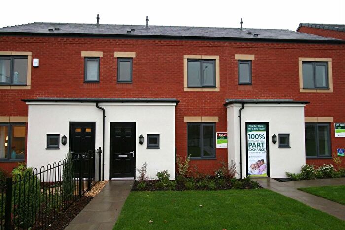 3 Bedroom Terraced House To Rent In Ettingshall Road, Bilston, Wolverhampton, WV2