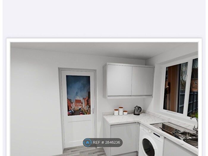 3 Bedroom Terraced House To Rent In Owen Close, Wellingborough, NN8