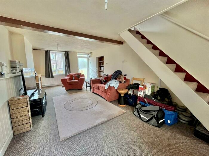 House For Sale In Steam Mills, Cinderford, GL14