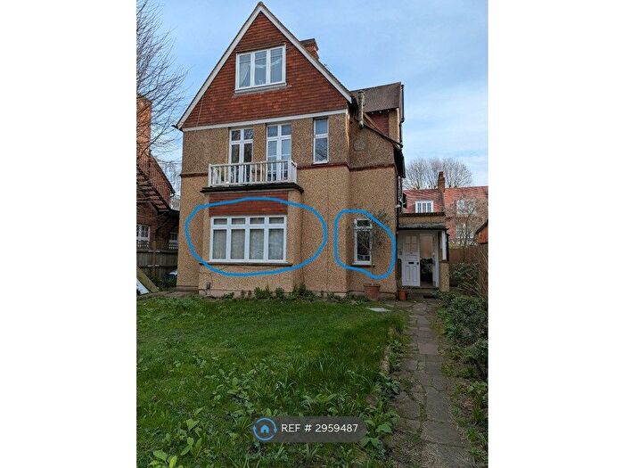 1 Bedroom Flat To Rent In Woodstock Road, London, W4