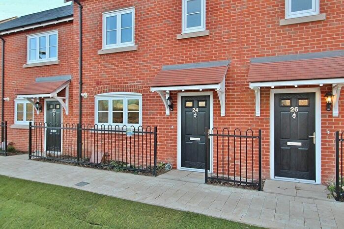 3 Bedroom Terraced House To Rent In Houghton Avenue, Berewood, PO7
