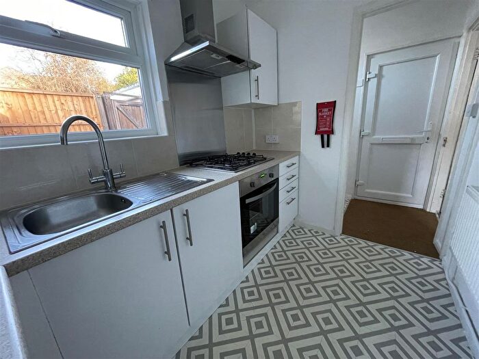 1 Bedroom Flat To Rent In Merton Road, Bedford, MK40