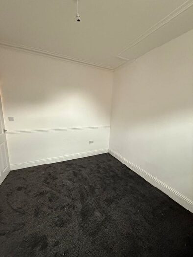 2 Bedroom Terraced House To Rent In Windsor Road, Manchester, M9