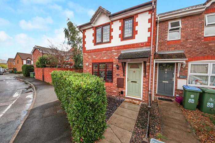 3 Bedroom Semi-detached House For Sale In Hulton Close, Waterside Park, SO19