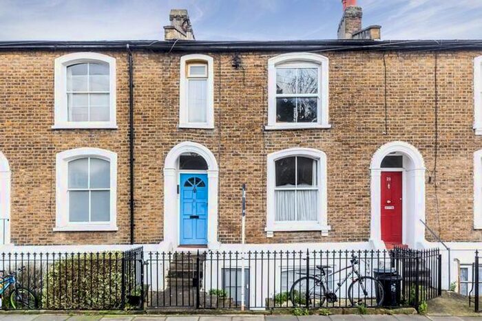 1 Bedroom Flat To Rent In St. Peters Road, London, W6