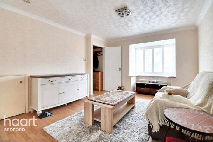 3 Bedroom End Of Terrace House For Sale In Beatrice Street, Bedford, MK42