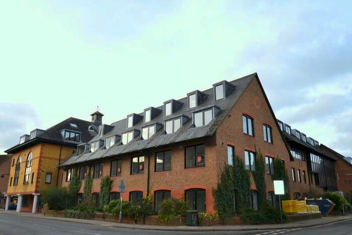 Studio To Rent In Consort Way, Horley, RH6