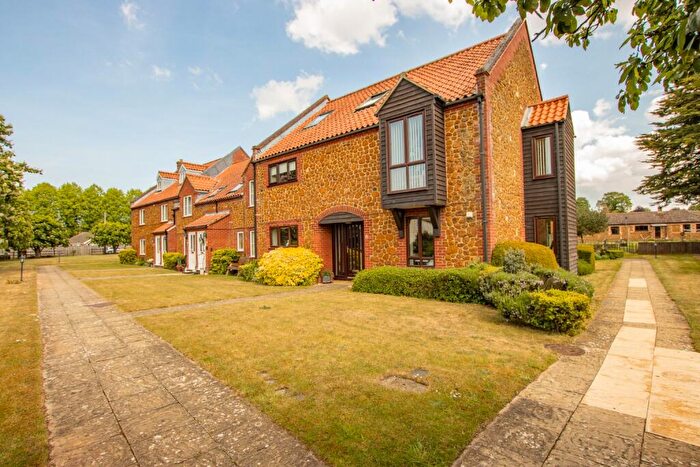 2 Bedroom Flat For Sale In The Green, Hunstanton Road, Dersingham, PE31