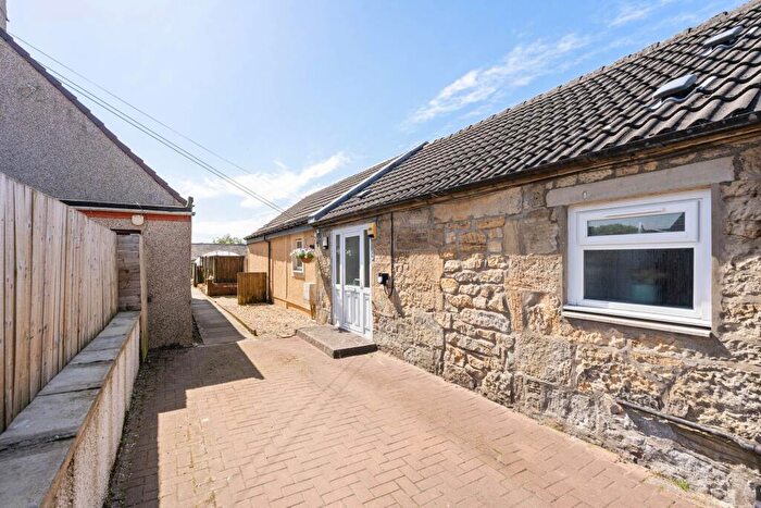 2 Bedroom Terraced Bungalow For Sale In Earl's Place, Fauldhouse, EH47