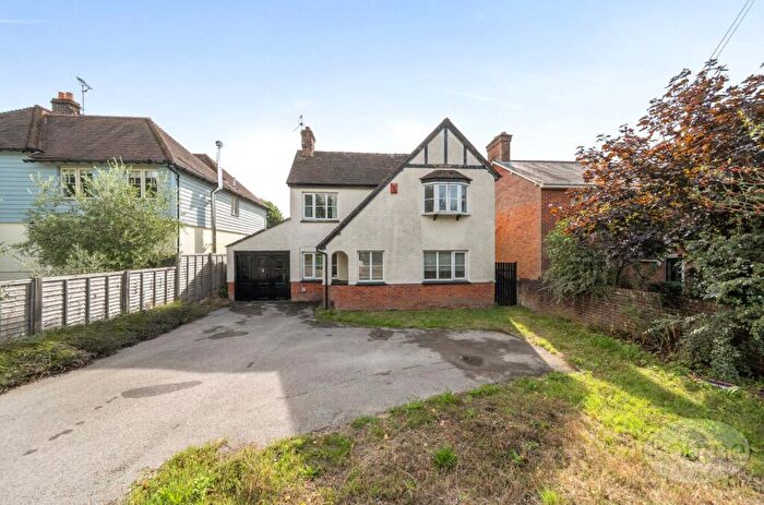 4 Bedroom Detached House For Sale In Heath Road East, Petersfield, Hampshire, GU31